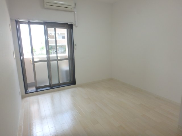 居室・リビング　ゆったりとしたリビングです