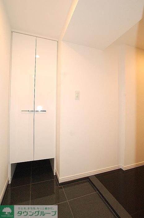 玄関　反転タイプ