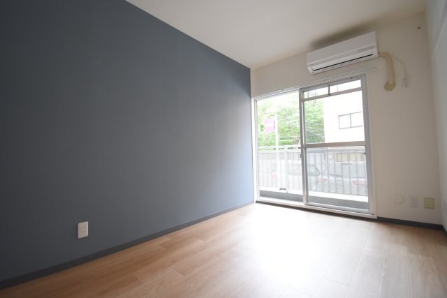 居室・リビング　同仕様写真