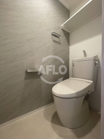 トイレ　コンフォリア新大阪宮原Q　トイレ