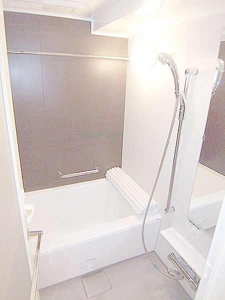 バス・シャワールーム　浴室