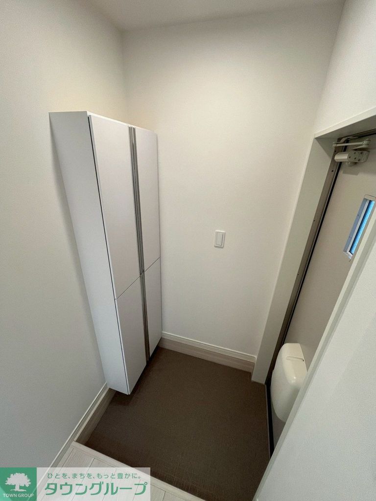 玄関　★お問い合わせはタウンハウジング町田店まで★