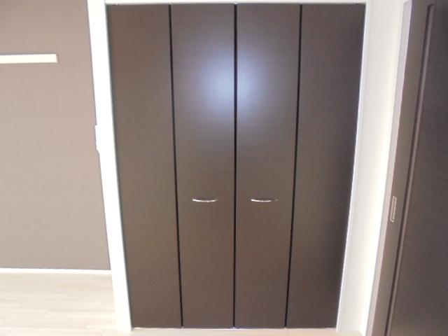 玄関　玄関（イメージ）