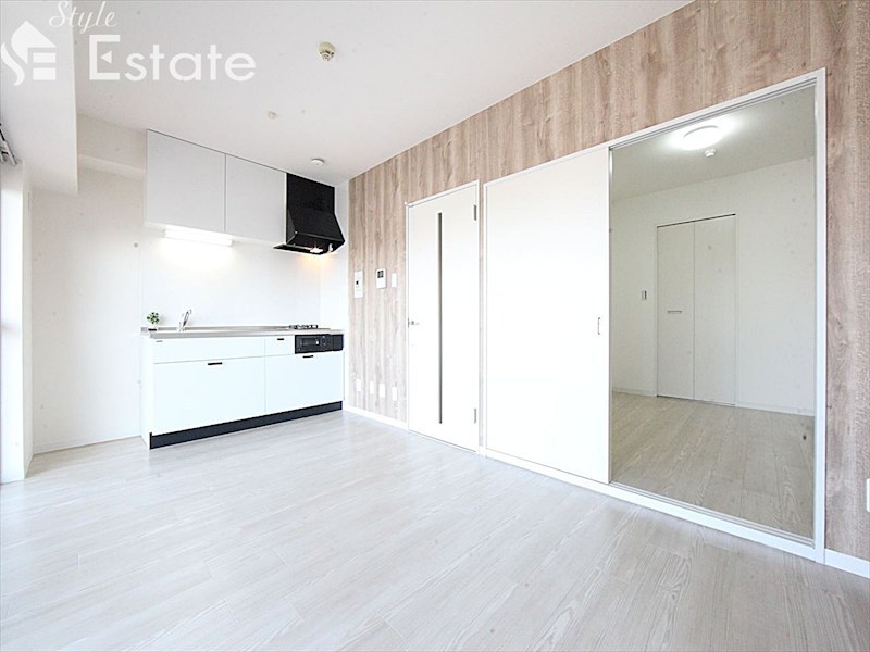 居室・リビング　内装