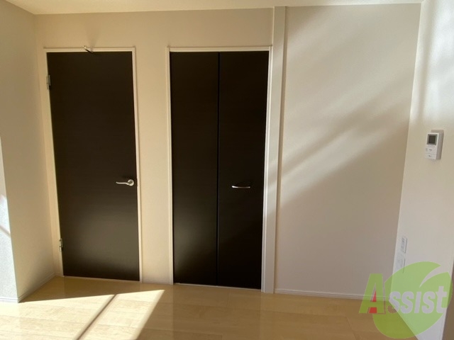 収納　クローゼットがありました。お洋服や荷物はここへ