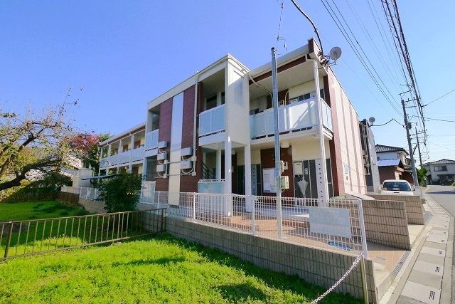 建物外観　綺麗な外観