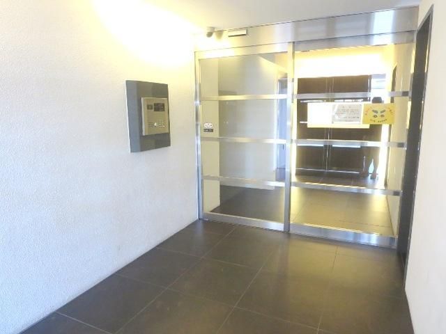 エントランス　★オートロック★