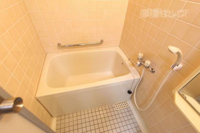 バス・シャワールーム　３Ａ号室参照写真