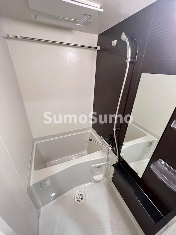 バス・シャワールーム　ゆったり過ごせるお風呂です