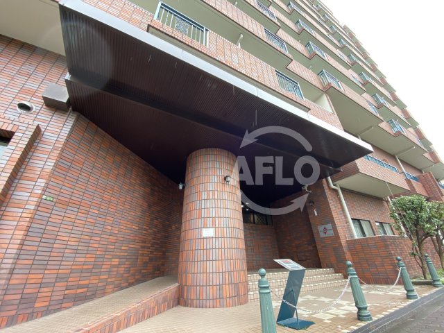 エントランス　メゾンエルミタージュ　エントランス