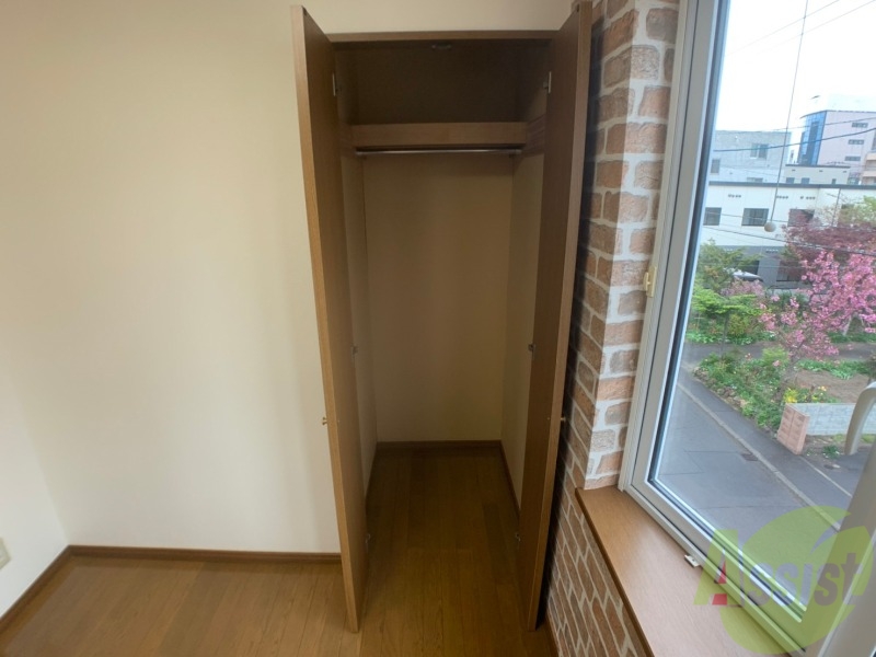 収納　洋室にはクローゼットがあるのですっきり片付きそうです。