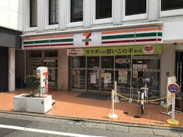 コンビニ　セブンイレブン 世田谷下北沢店（コンビニ）まで366m