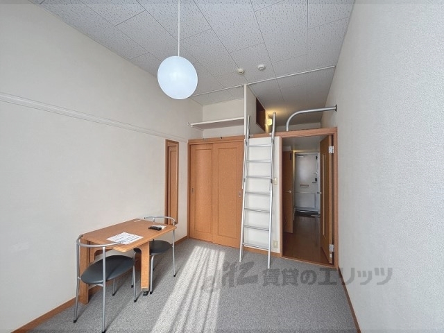 居室・リビング　洋室