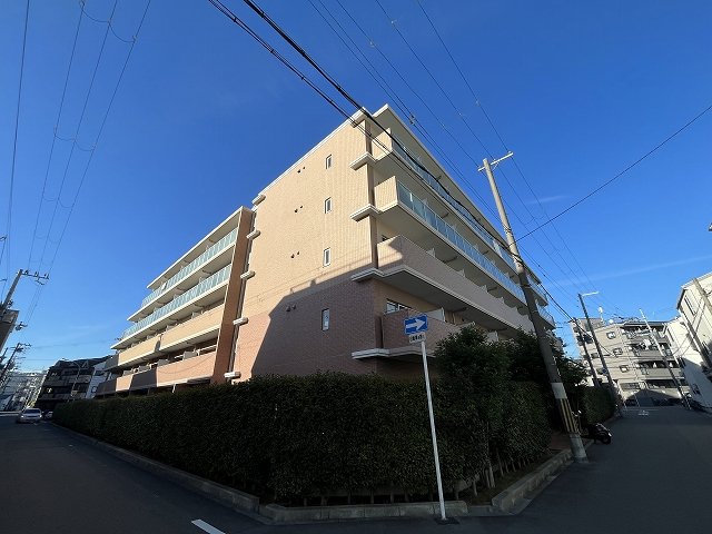 建物外観　ペットと暮らせるマンションです