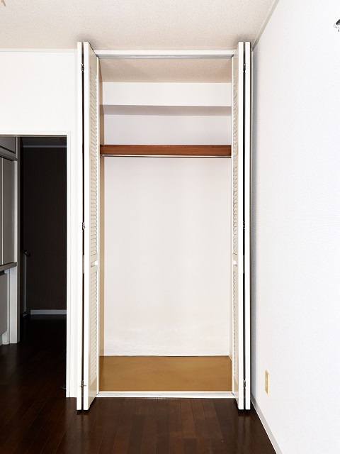 収納　クローゼット