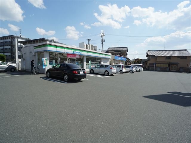 コンビニ　ファミリーマート　浜松高林店（コンビニ）まで400m