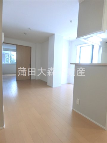 居室・リビング　カウンターキッチンのLDK11.8帖　リビングダイニングキッ