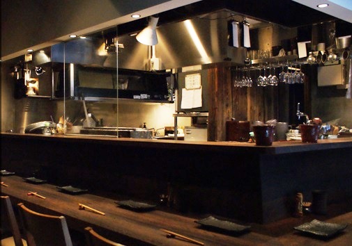 飲食店　焼き鳥床島（飲食店）まで1259m