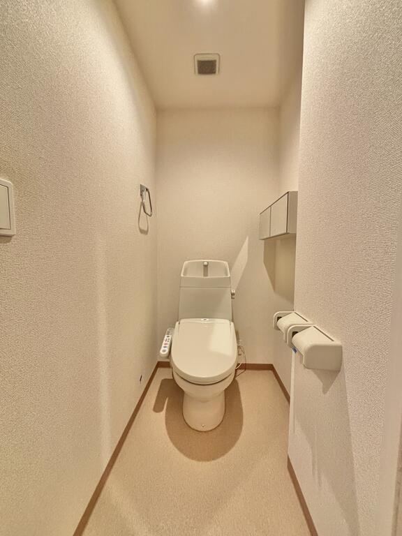 トイレ　類似物件参照