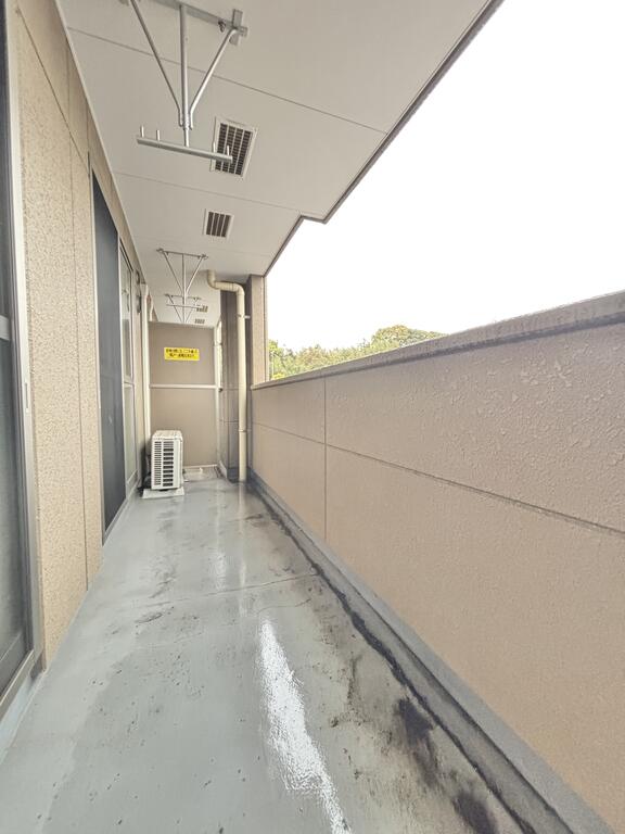 バルコニー　類似物件参照