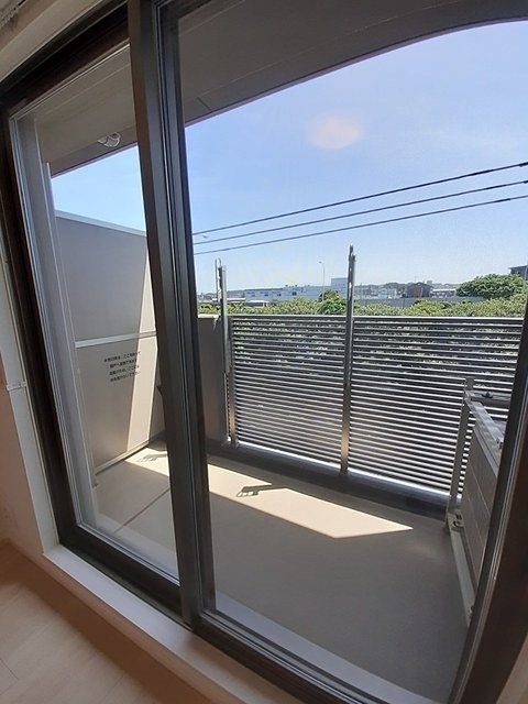 バルコニー　南向きで日当たり良好です。
