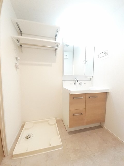 洗面設備　独立洗面台です。