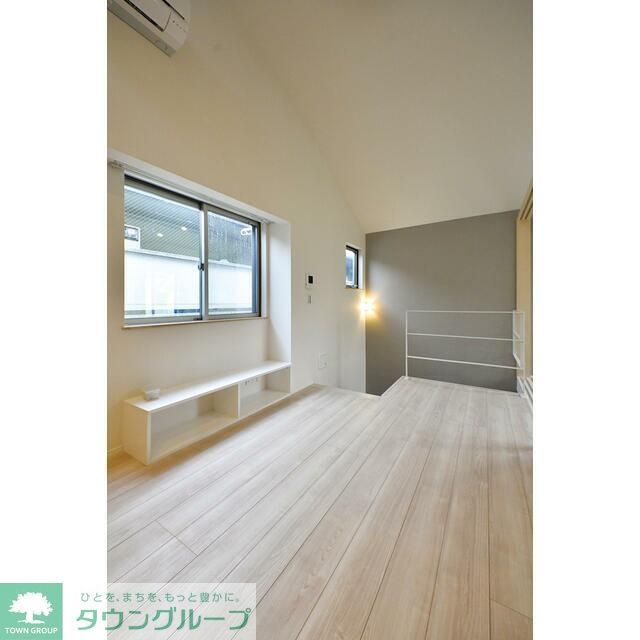 玄関　お部屋探しは株式会社　タウンハウジング　までお気軽にお問合…