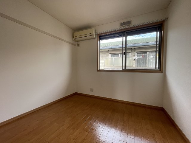 その他部屋・スペース　落ち着いて過ごせるお部屋なので、寝室にいかがでしょうか