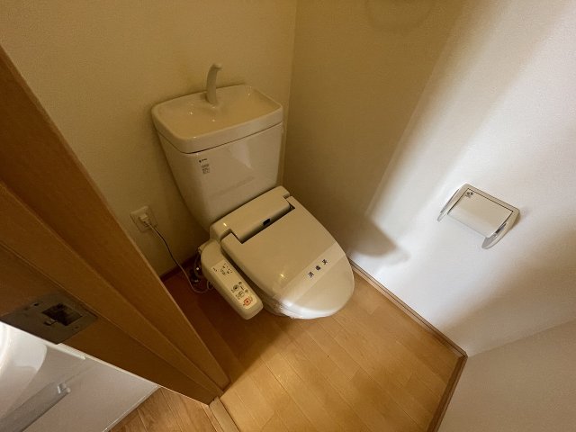 トイレ　コンパクトで使いやすいトイレです