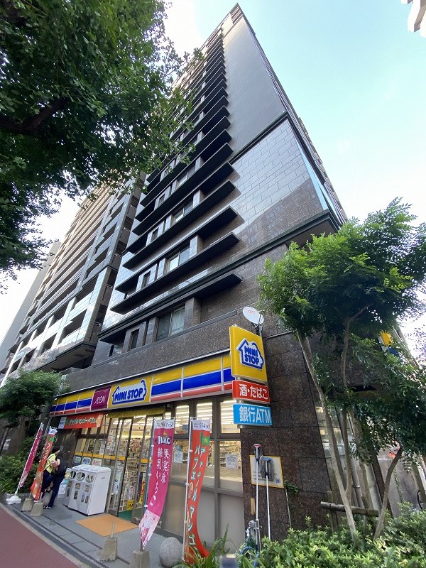 コンビニ　ミニストップ博多駅前3丁目店（コンビニ）まで30m