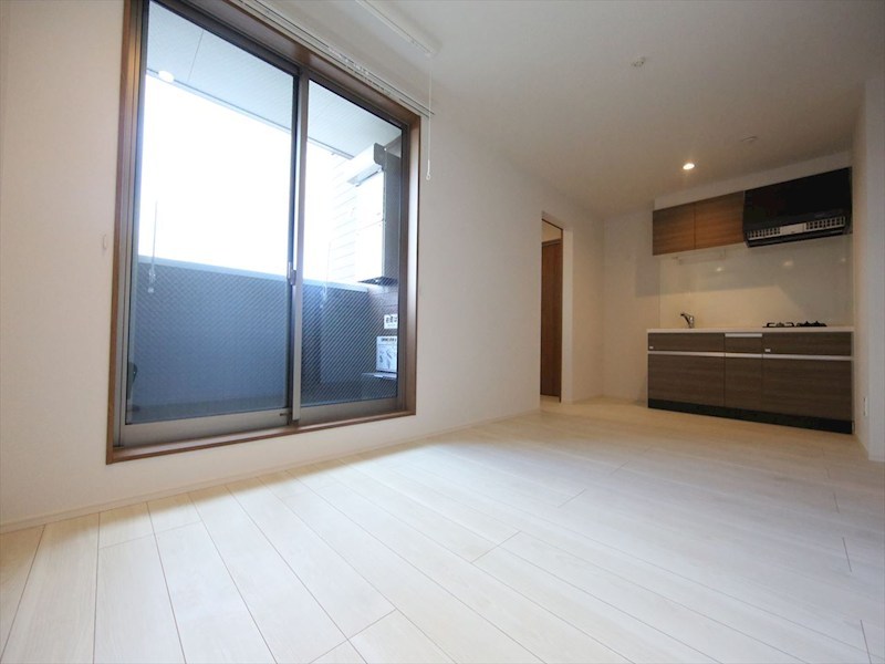 バルコニー　ＬＤＫ11.2帖　システムキッチン　バルコニー　同仕様写真