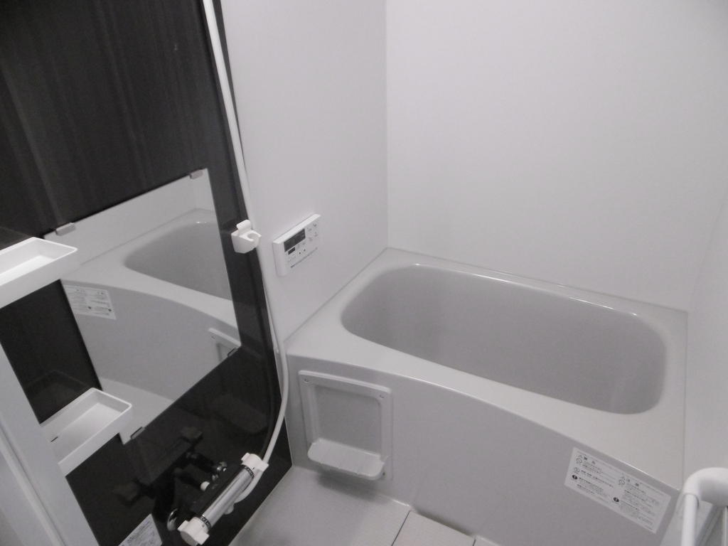 バス・シャワールーム　※同タイプ・同モデルを使用