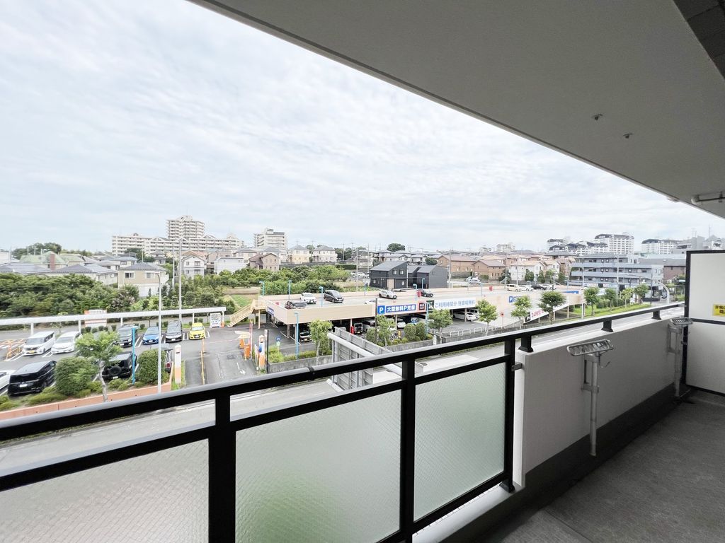 バルコニー　バルコニー