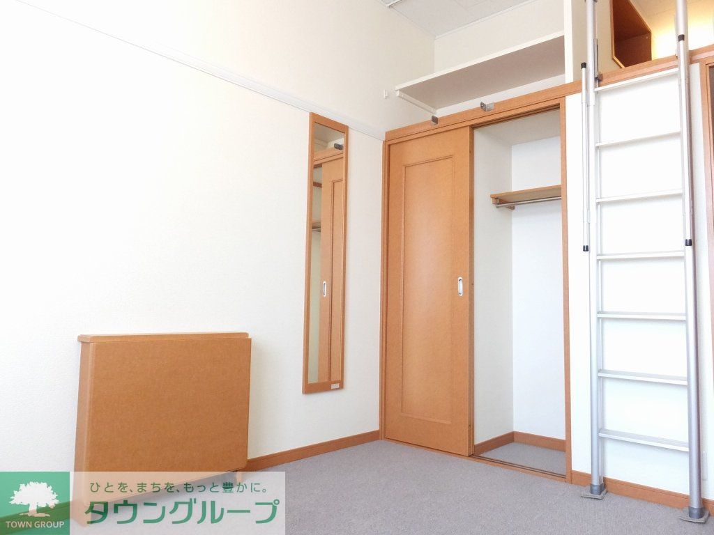 その他部屋・スペース　天井まで続き収納スペース