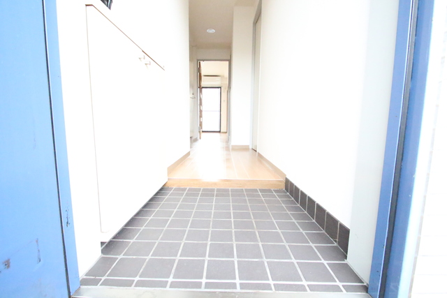 玄関　写真は別部屋参考写真★