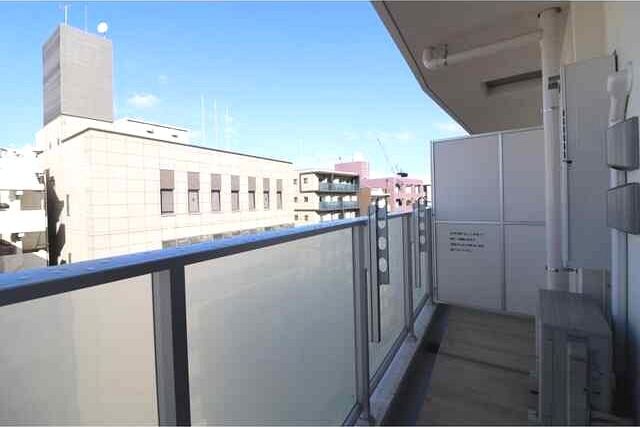 バルコニー　バルコニー