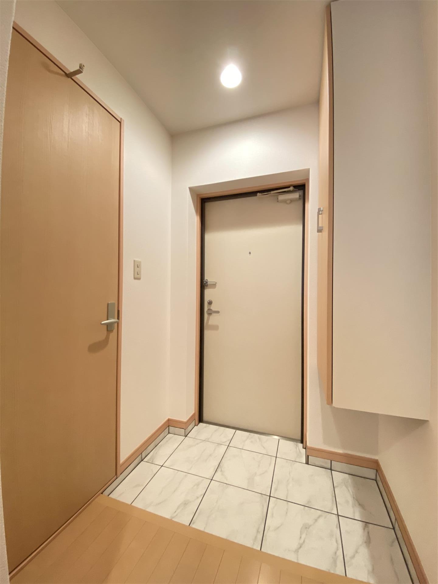玄関　玄関