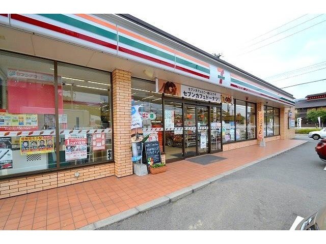 コンビニ　セブンイレブン広島沼田川原店（コンビニ）まで282m