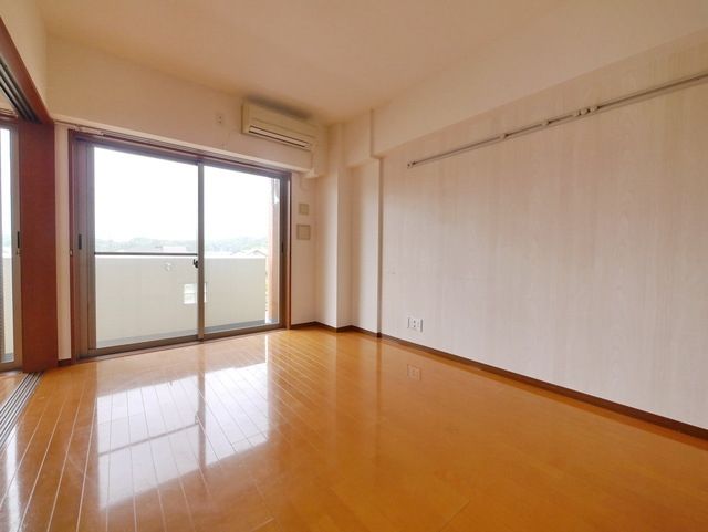 居室・リビング　★お部屋探しはタウンハウジング稲田堤店まで★