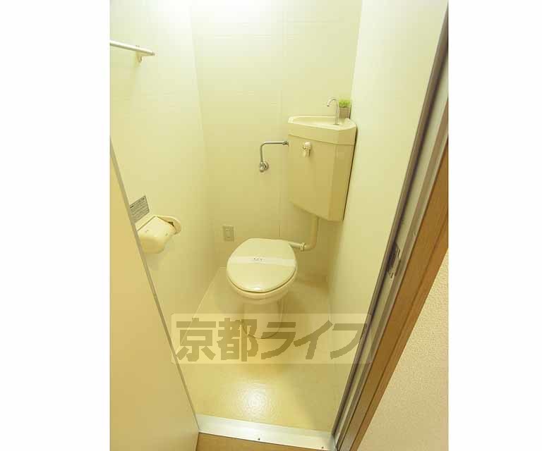 トイレ　すっきりとしたトイレです。