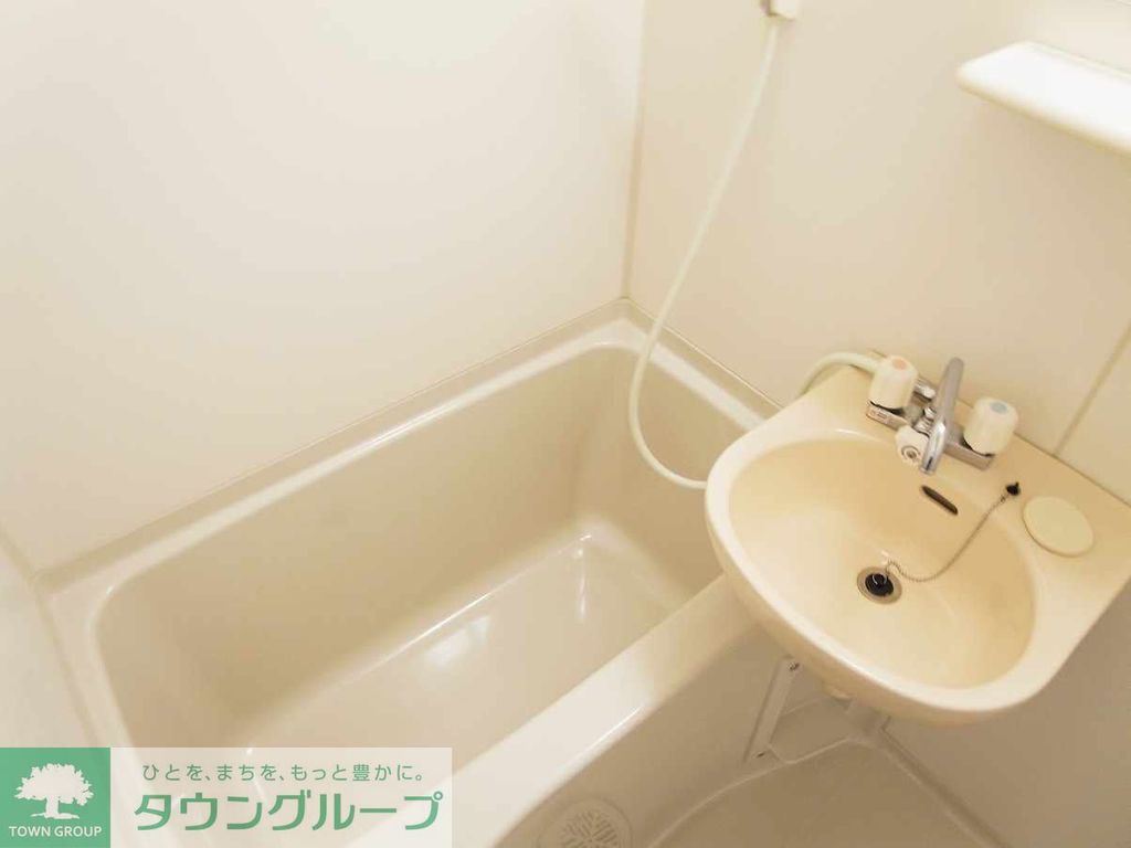 バス・シャワールーム　仕様、設備は現況と異なる場合があります。