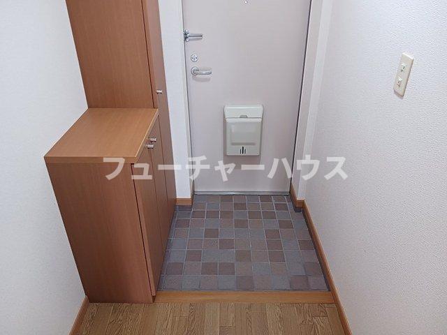 玄関　シンプルで使いやすい玄関です