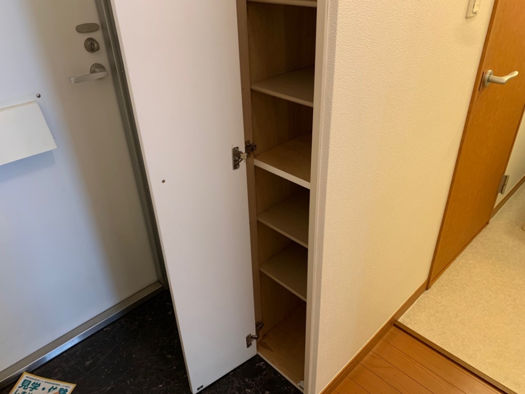 玄関　シューズボックス