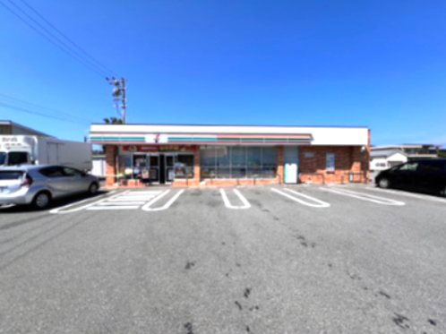 コンビニ　セブンイレブン 徳島金沢1丁目店（コンビニ）まで967m
