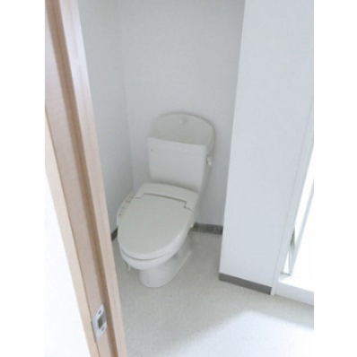 トイレ　別部屋参考写真