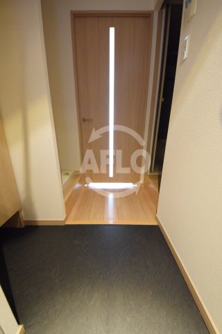 玄関　クレアツィオーネ上本町　玄関