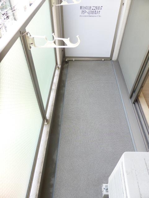 バルコニー　別タイプ部屋　参考写真です