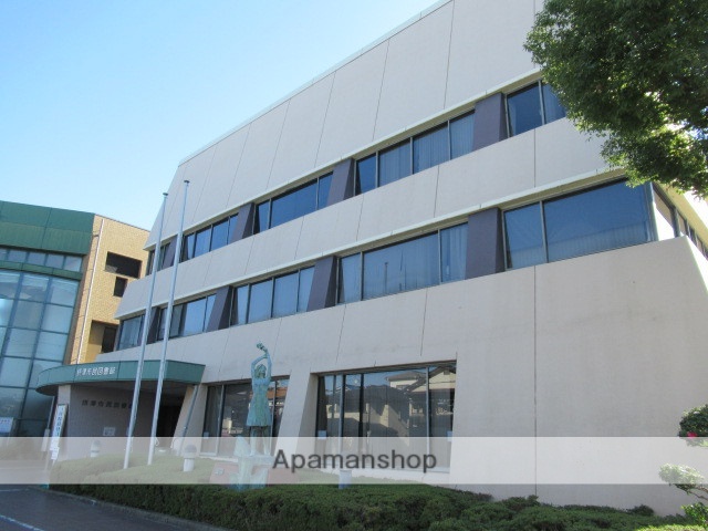 図書館　摂津市民図書館（図書館）まで563m