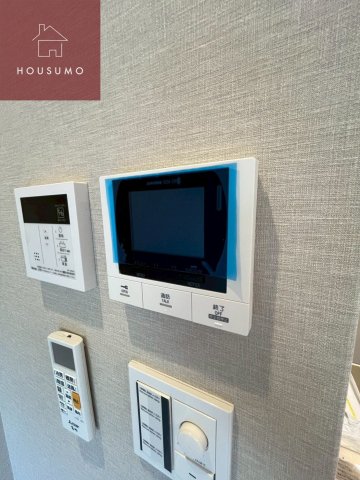 セキュリティ　こちらのリビングで趣味の時間をお楽しみください