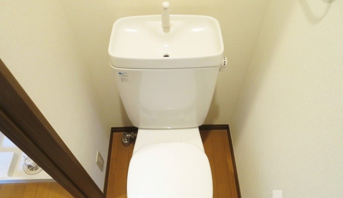 トイレ　※別部屋参考写真